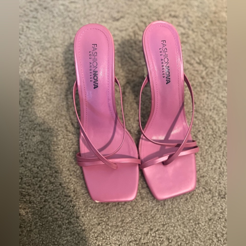 Beautiful pink heels, wore once